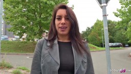 Scout Alemán – La adolescente Bonnie folla en un casting callejero
